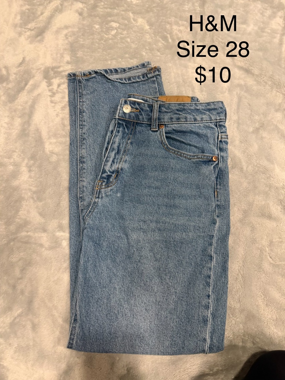 H&M Light Blue Straight-Leg Mom Jeans